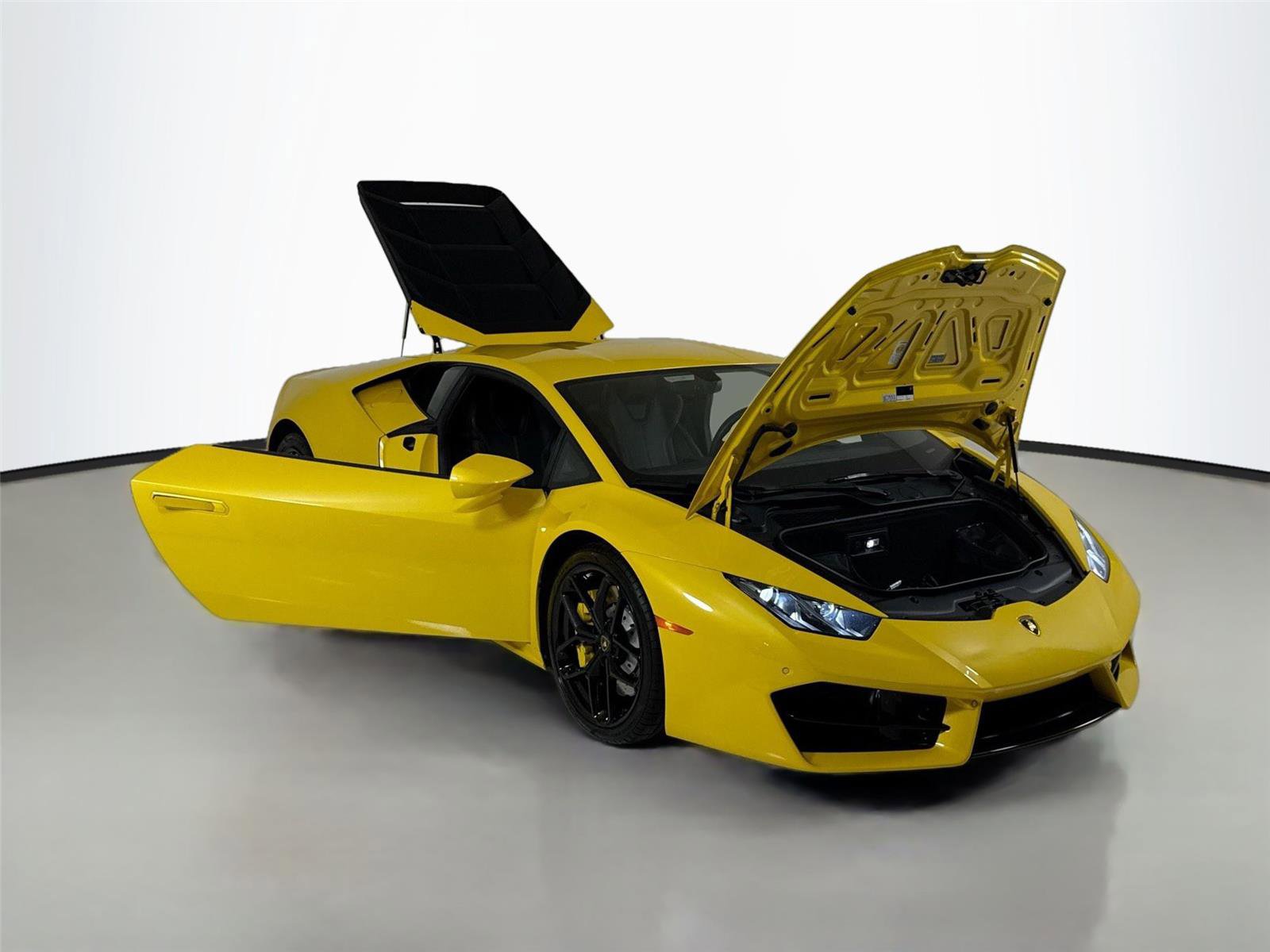 Used 2018 Lamborghini Huracan LP 580-2 image 40