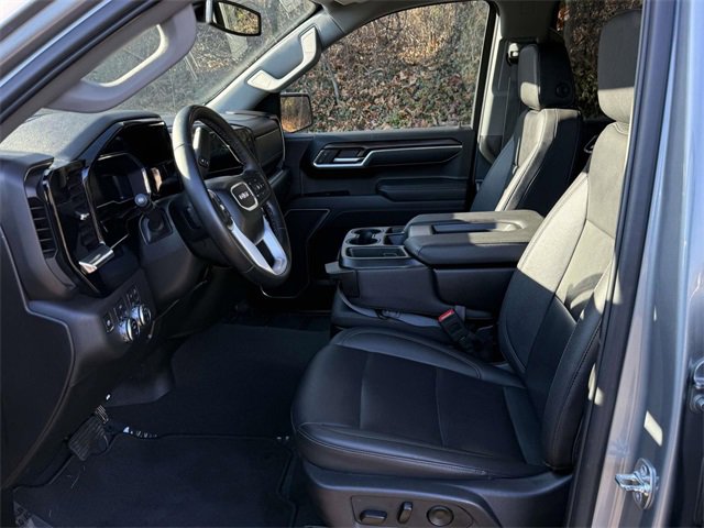 Certified 2025 GMC Sierra 1500 SLT image 9