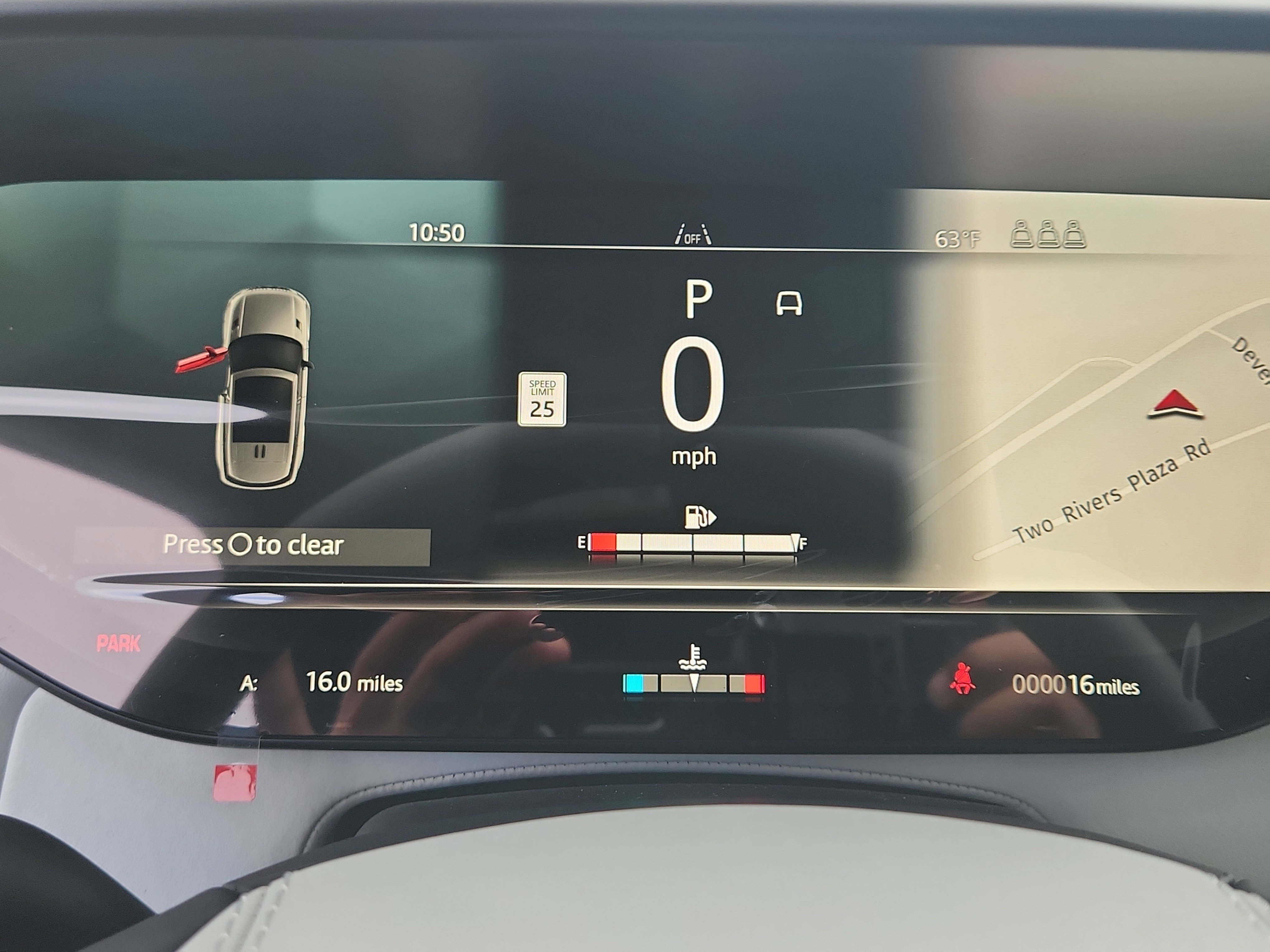 New 2025 Land Rover Range Rover Sport SE image 23