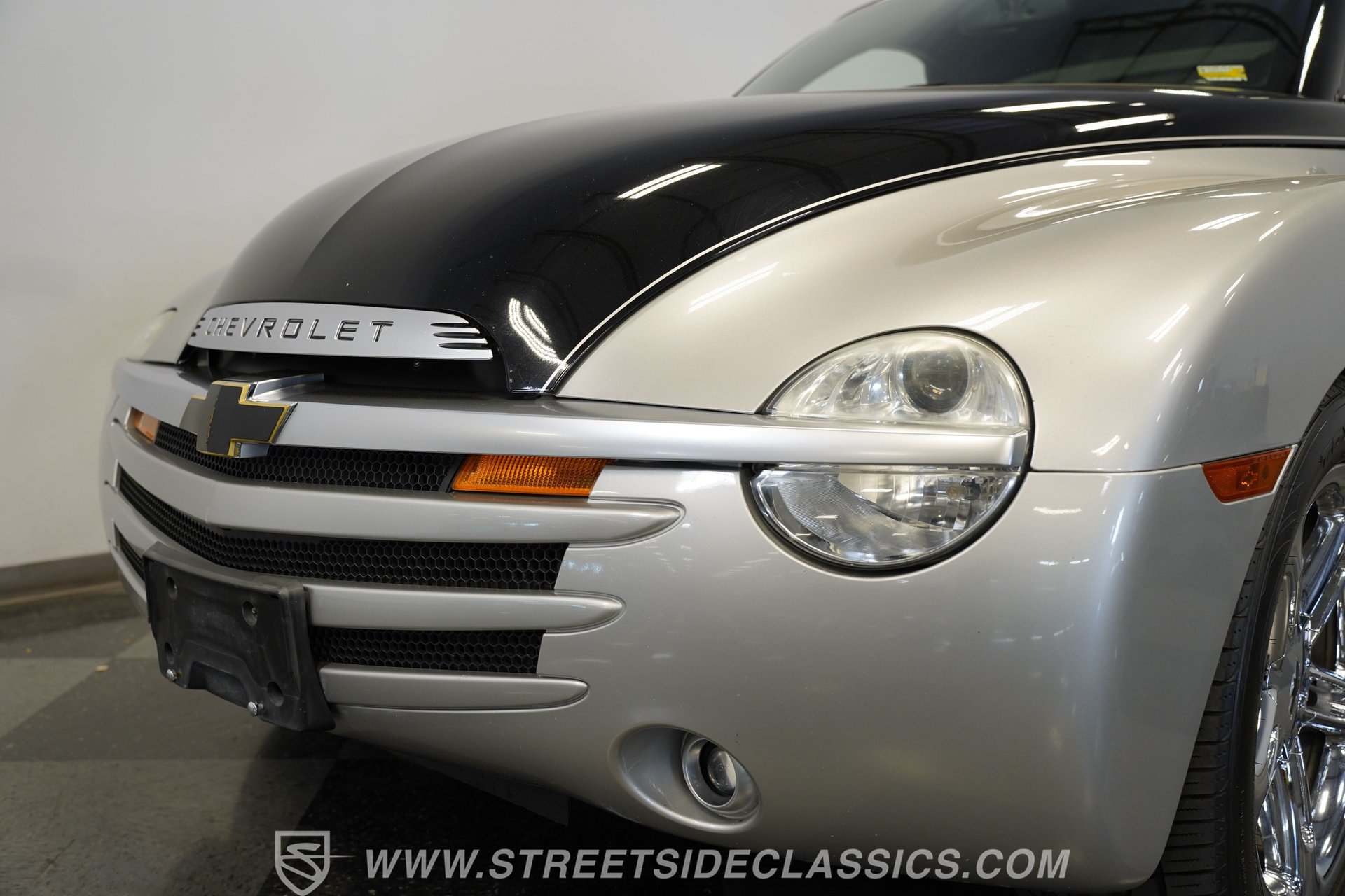 Used 2006 Chevrolet SSR w/ Preferred Equipment Group RWD image 22