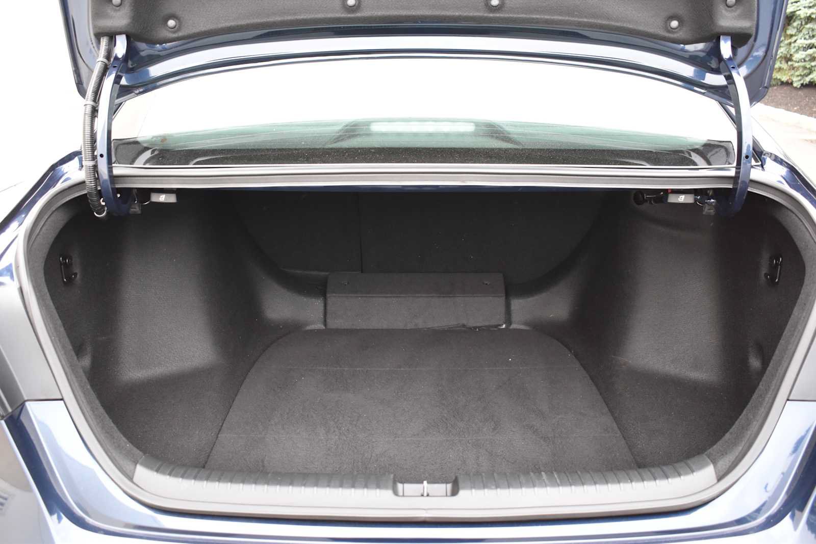 Used 2025 Honda Accord SE image 18
