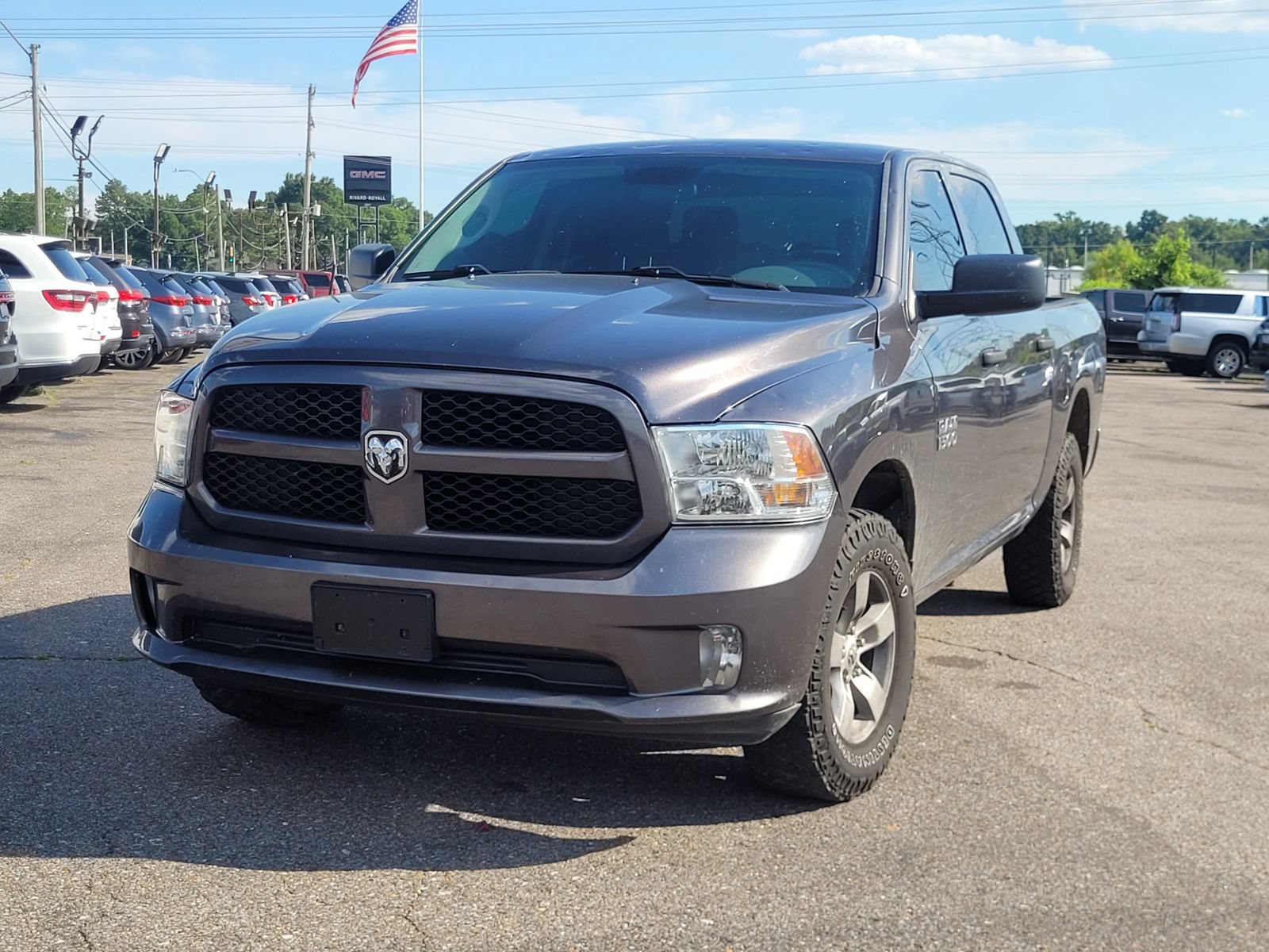 Used 2017 RAM 1500 Express AWD/4WD image 7