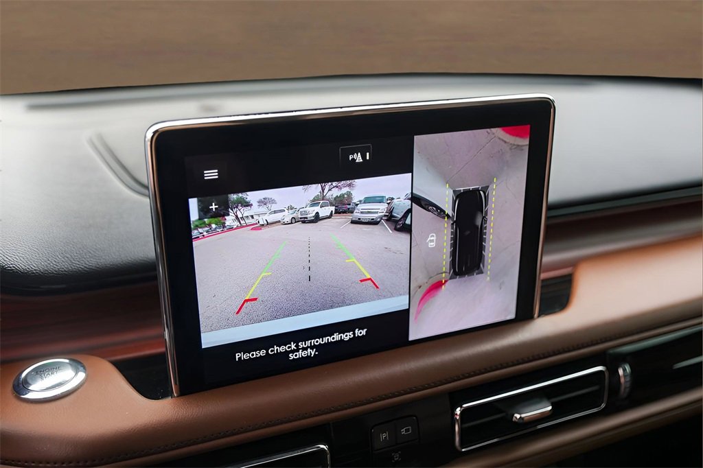 Used 2022 Lincoln Aviator Reserve w/ Equipment Group 201A image 16