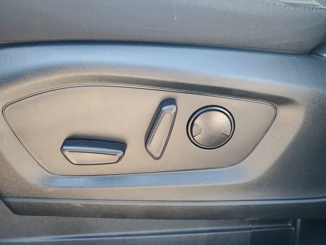 Certified 2022 Ford Explorer XLT image 17