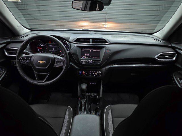 Used 2022 Chevrolet TrailBlazer LT AWD/4WD image 12
