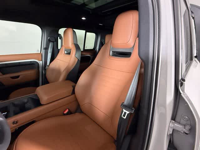 New 2026 Land Rover Defender 110 OCTA AWD/4WD image 6