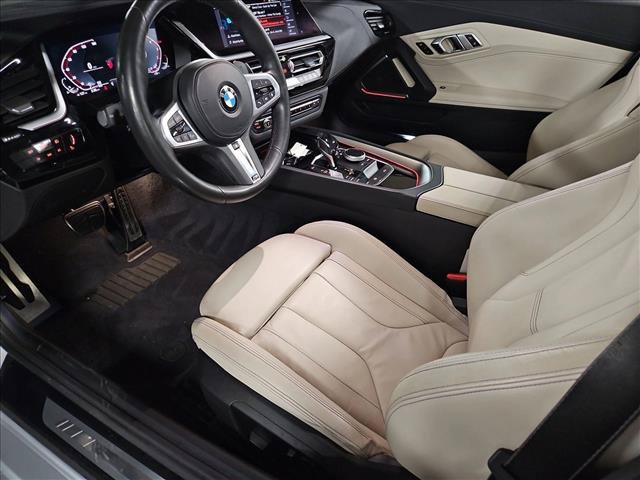 Used 2020 BMW Z4 sDrive30i w/ M Sport Package RWD image 10