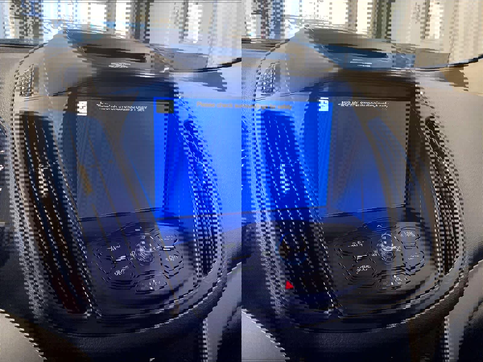 Used 2016 Ford Escape SE w/ SE Chrome Package AWD/4WD image 19