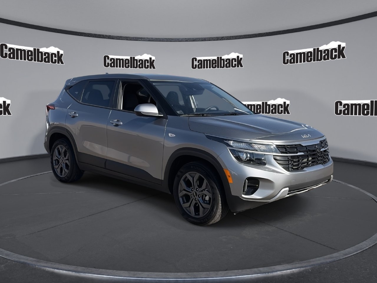 Certified 2026 Kia Seltos LX FWD image 1