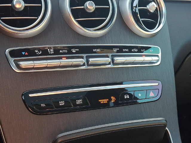 Used 2022 Mercedes-Benz GLC 300 4MATIC image 16