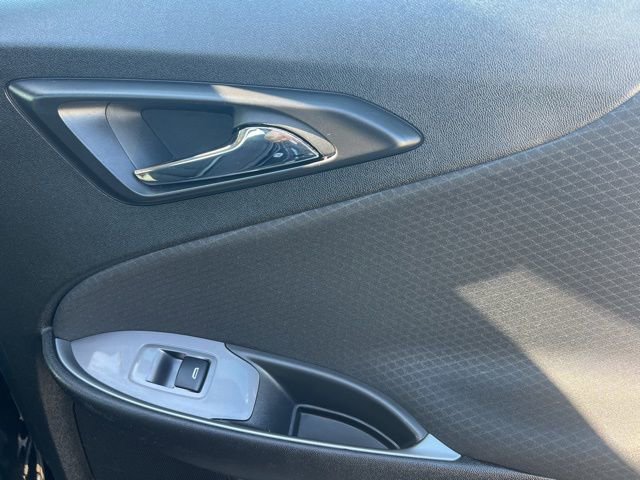 Used 2024 Chevrolet Malibu LT image 29