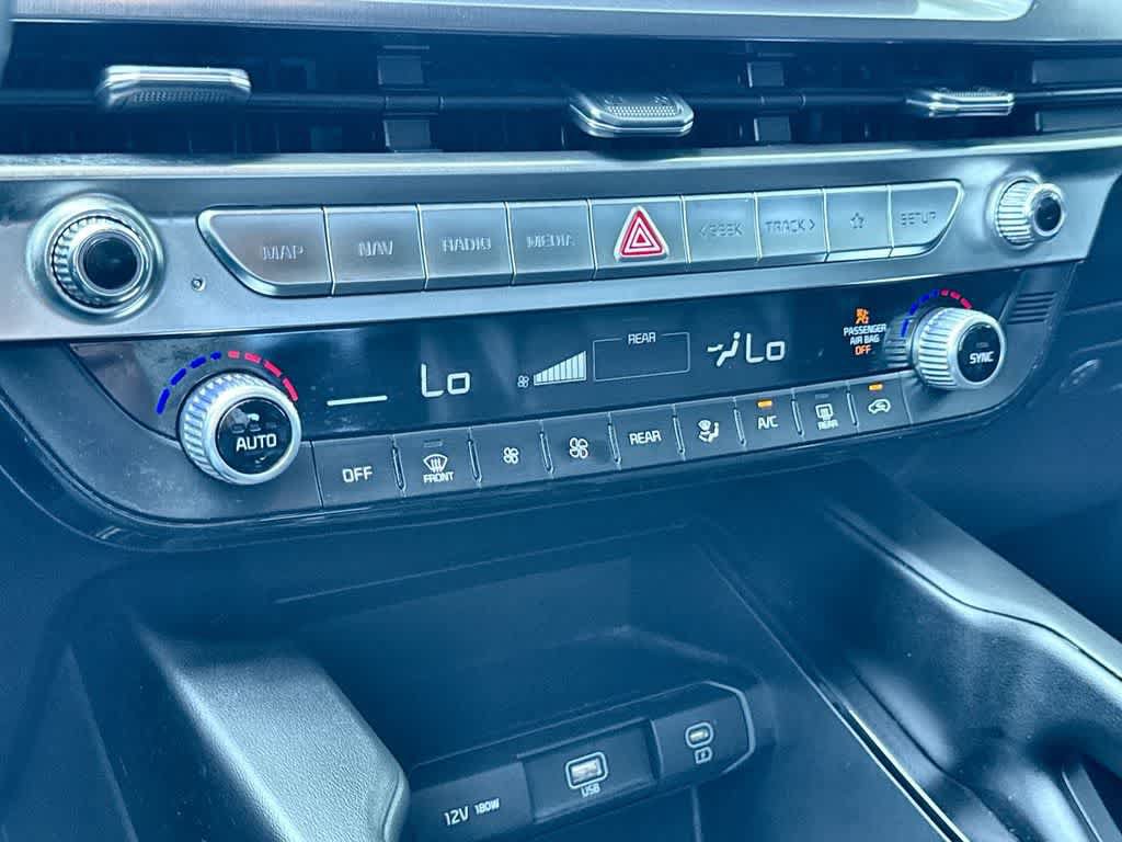 Certified 2024 Kia Telluride LX FWD image 20