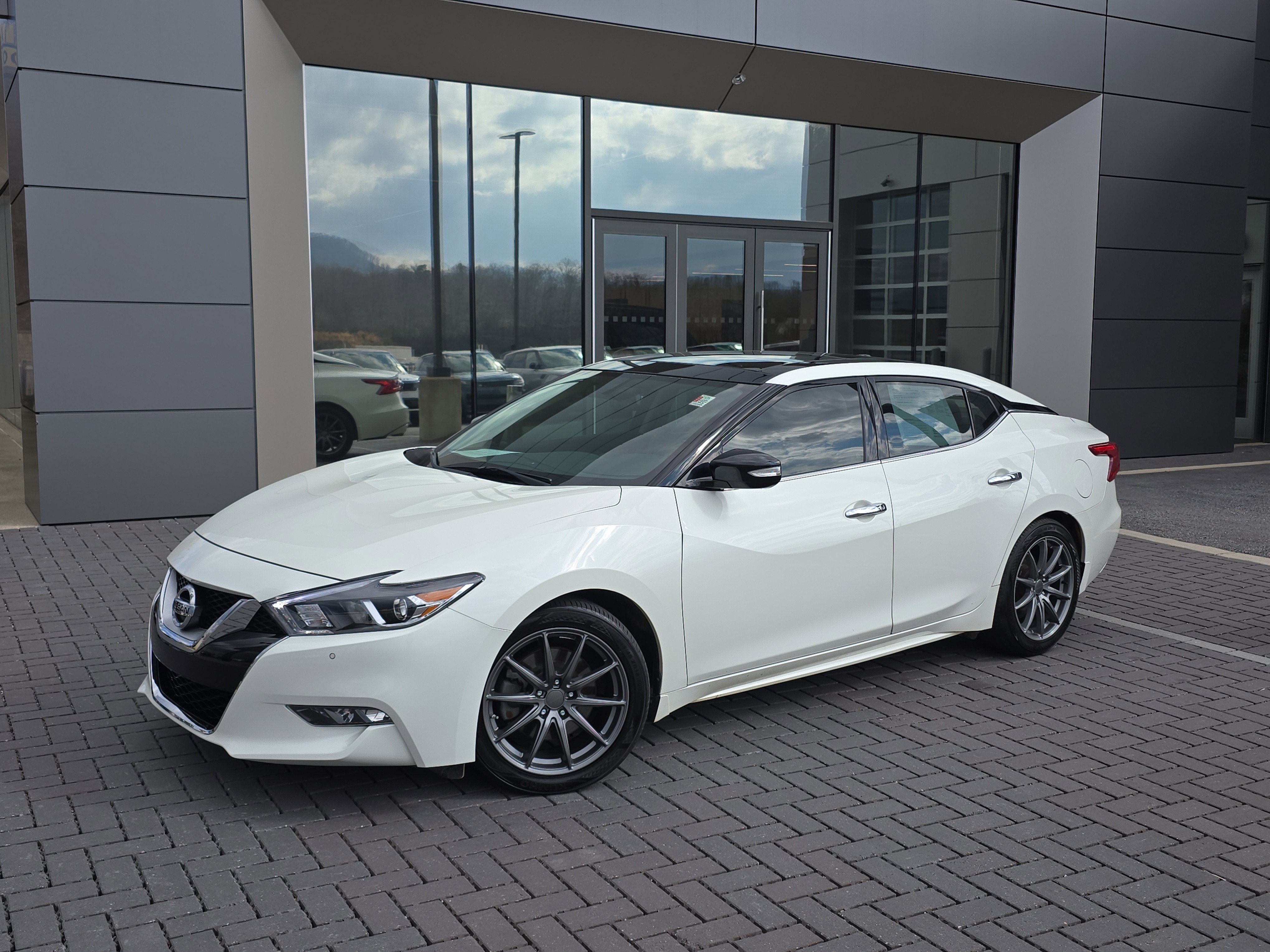Used 2017 Nissan Maxima 3.5 SL