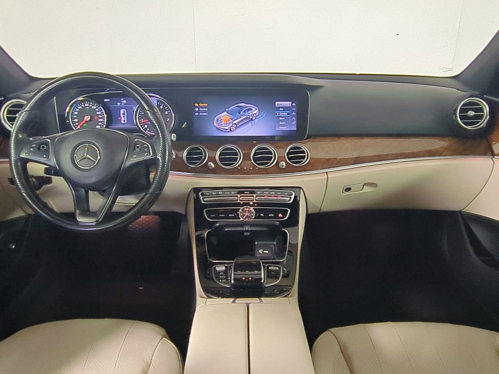Used 2018 Mercedes-Benz E 300 image 16