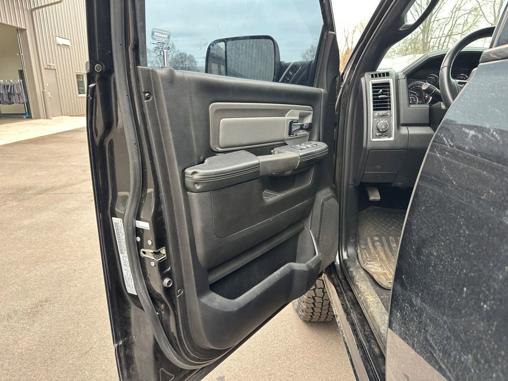 Used 2018 RAM 2500 Power Wagon w/ Leather & Luxury Group image 22