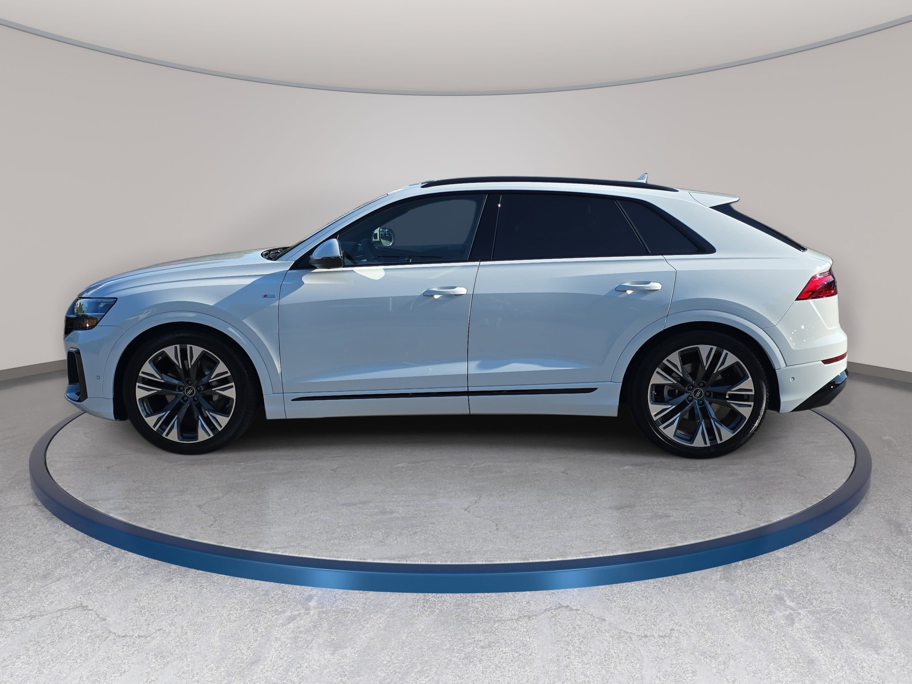 New 2026 Audi Q8 Premium Plus AWD/4WD image 8