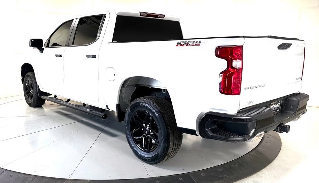 Used 2025 Chevrolet Silverado 1500 Custom Trail Boss AWD/4WD image 6