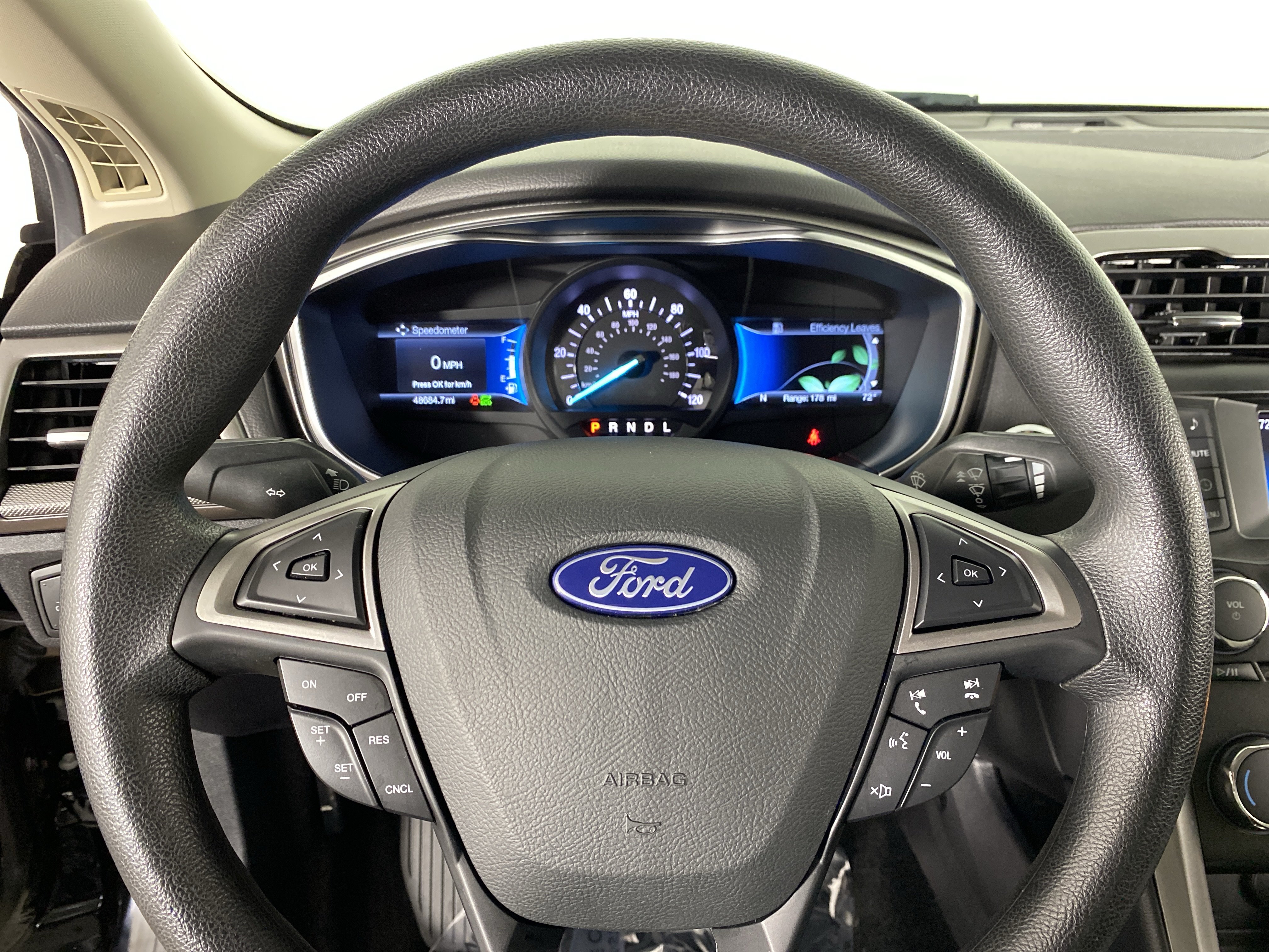 Used 2018 Ford Fusion S FWD image 19