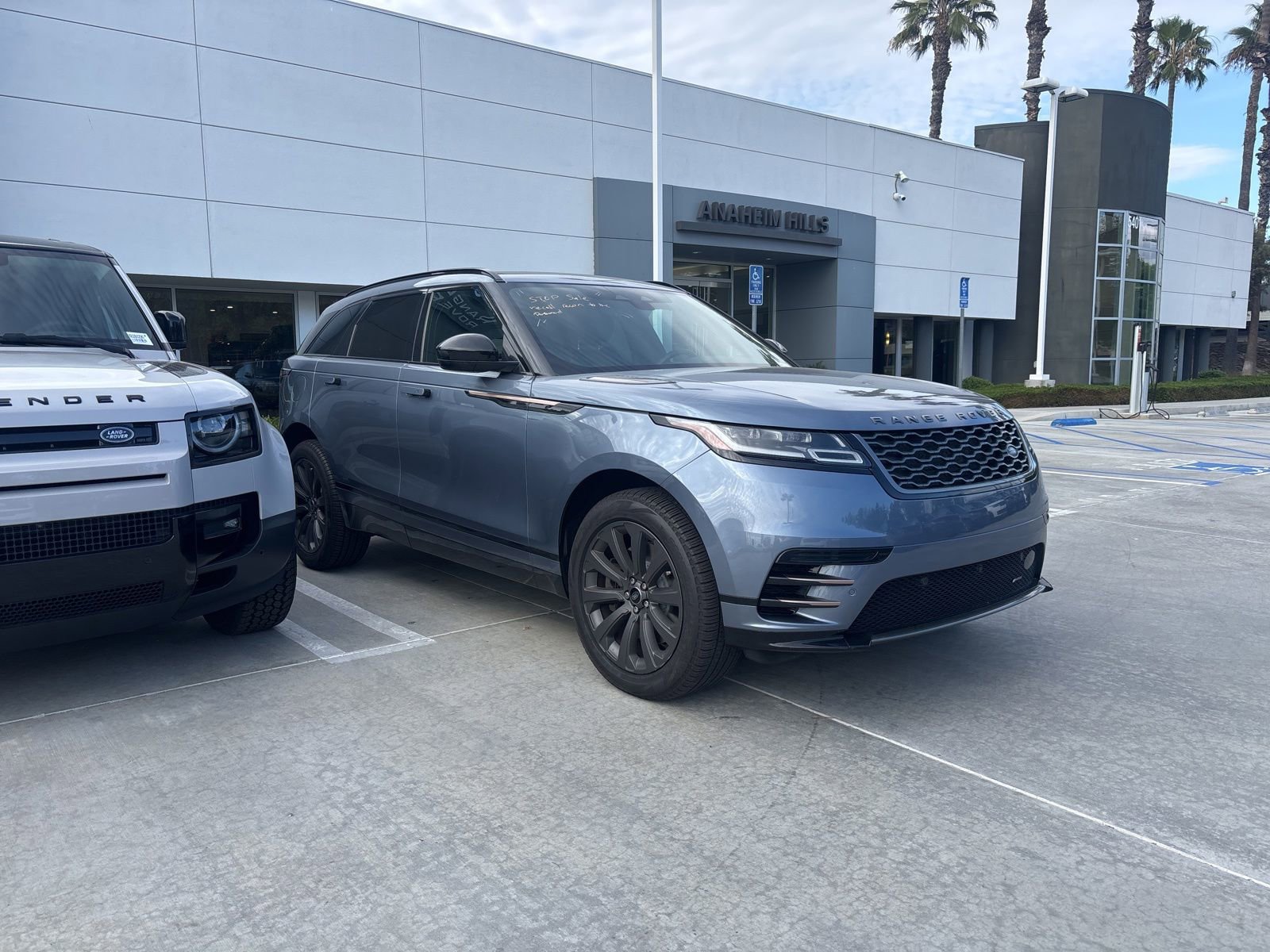 Used 2023 Land Rover Range Rover Velar R-Dynamic S AWD/4WD image 2