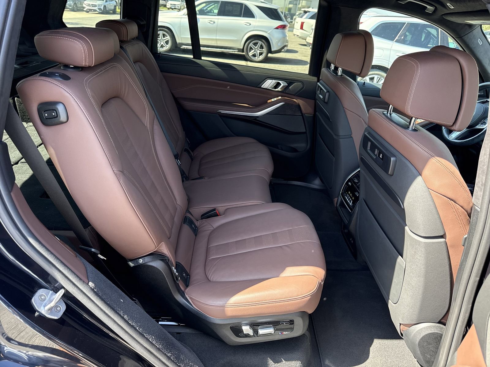 Used 2019 BMW X7 xDrive40i w/ Premium Package image 38