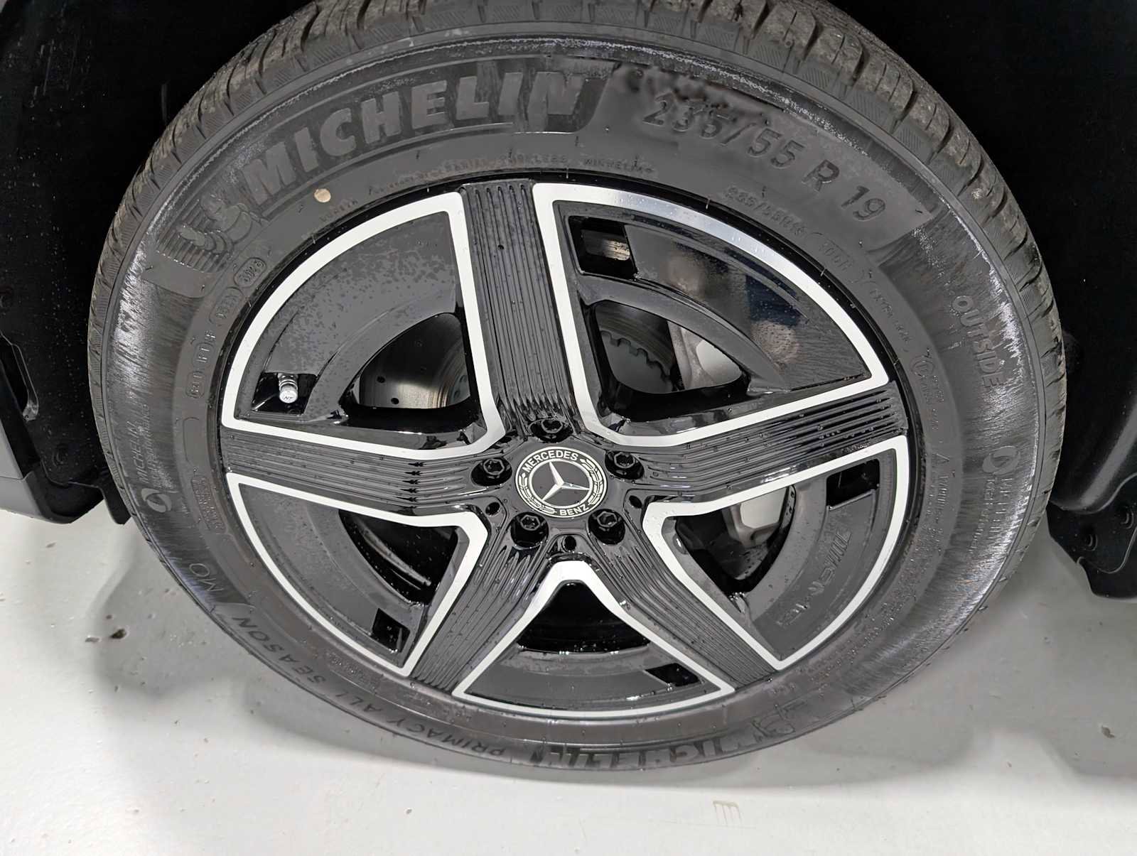 New 2026 Mercedes-Benz GLC 300 4MATIC image 3