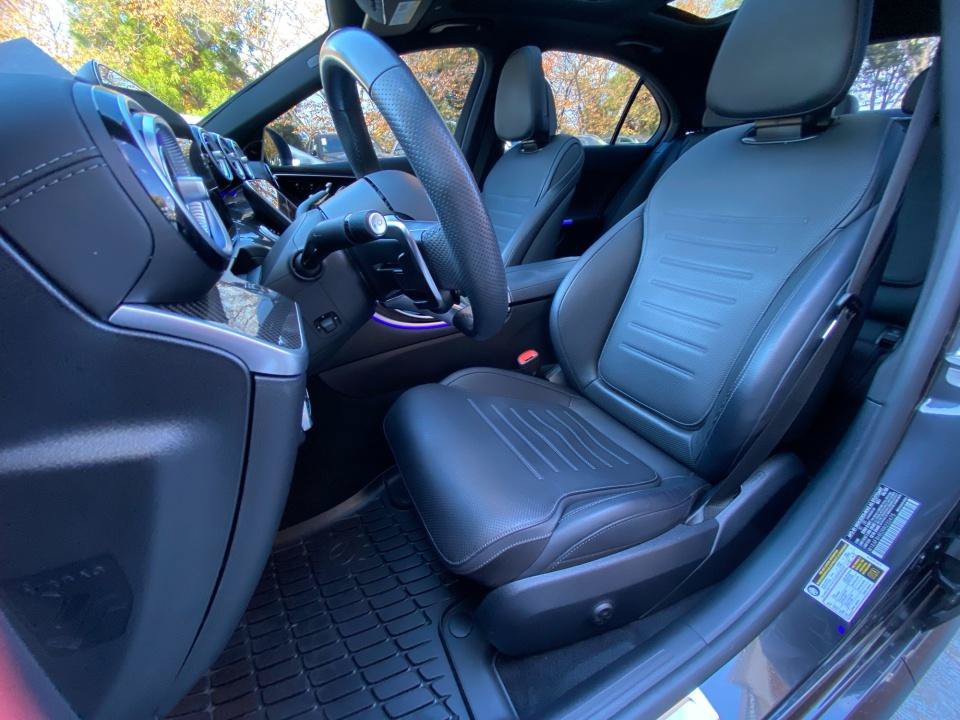 Certified 2024 Mercedes-Benz C 43 AMG 4MATIC Sedan image 30