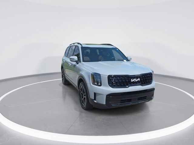Used 2024 Kia Telluride EX X-Line AWD/4WD image 2