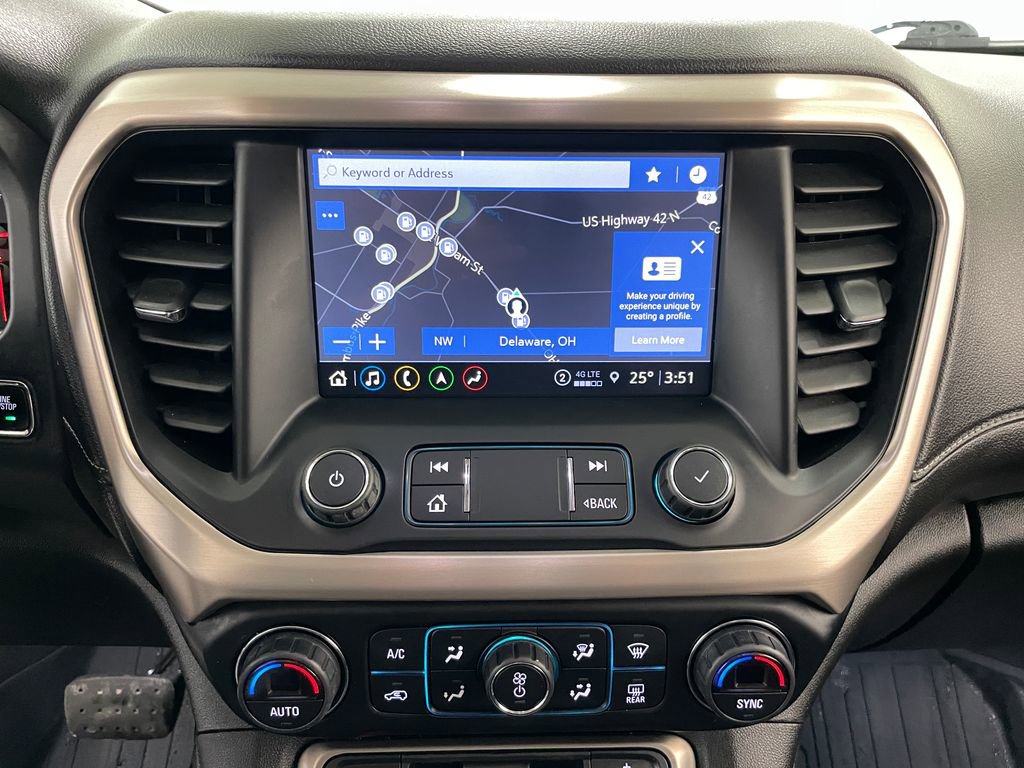 Certified 2021 GMC Acadia Denali w/ Denali Ultimate Package AWD/4WD image 3