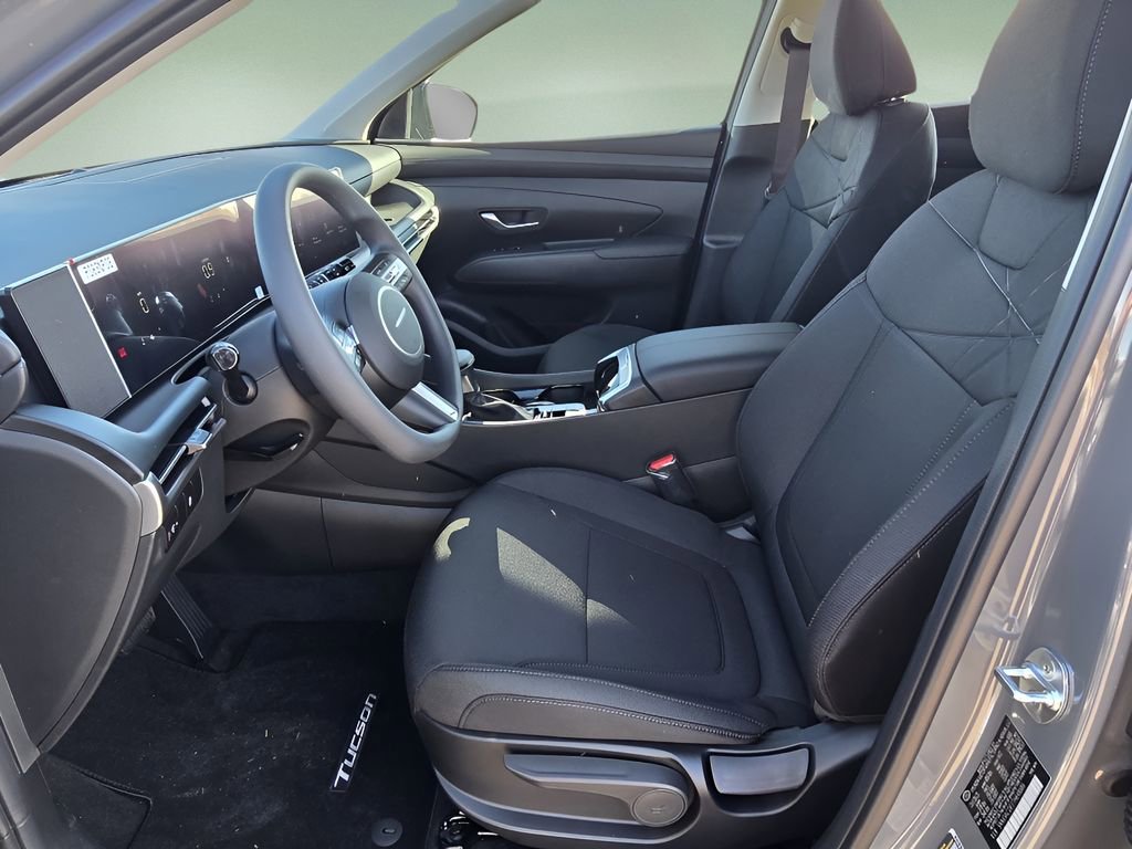 New 2026 Hyundai Tucson SE image 12