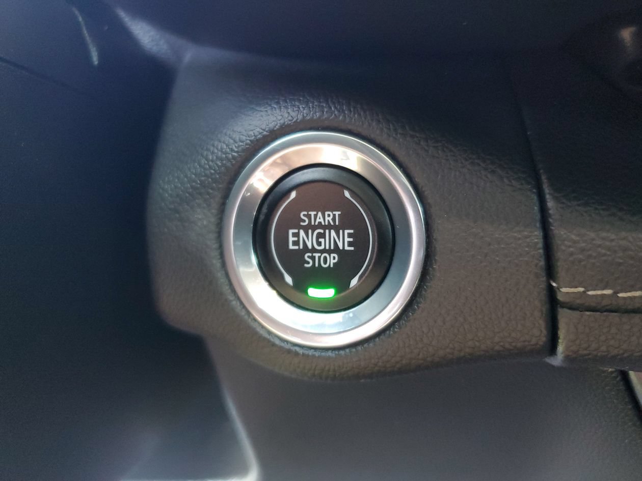 Used 2023 Buick Envision Essence w/ Sport Touring Package AWD/4WD image 25
