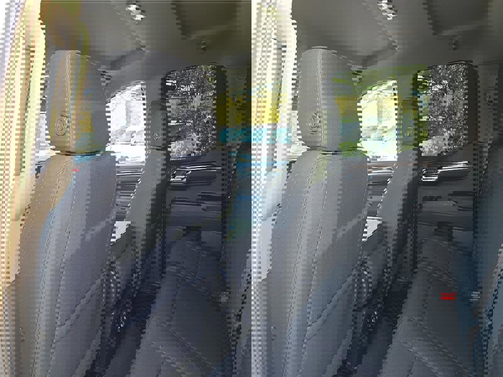 Used 2024 GMC Sierra 1500 Elevation image 16