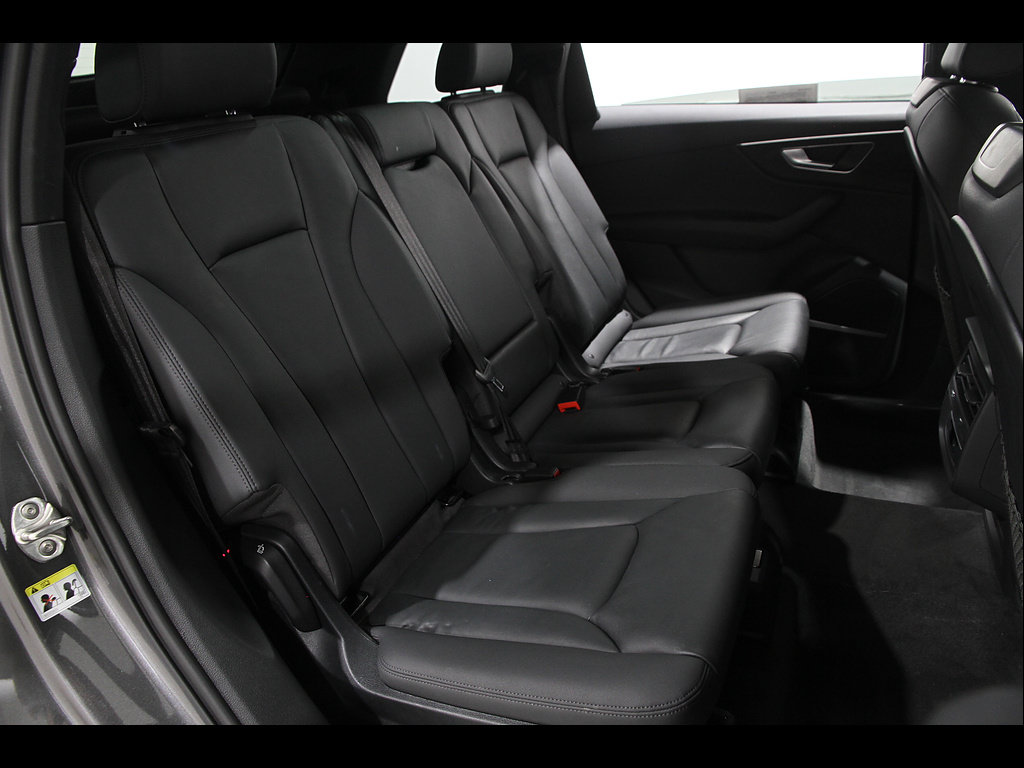 Used 2021 Audi Q7 3.0T Premium Plus AWD/4WD image 18
