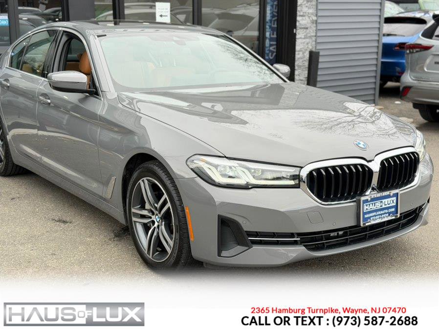 Used 2022 BMW 530i xDrive w/ Premium Package AWD/4WD image 8