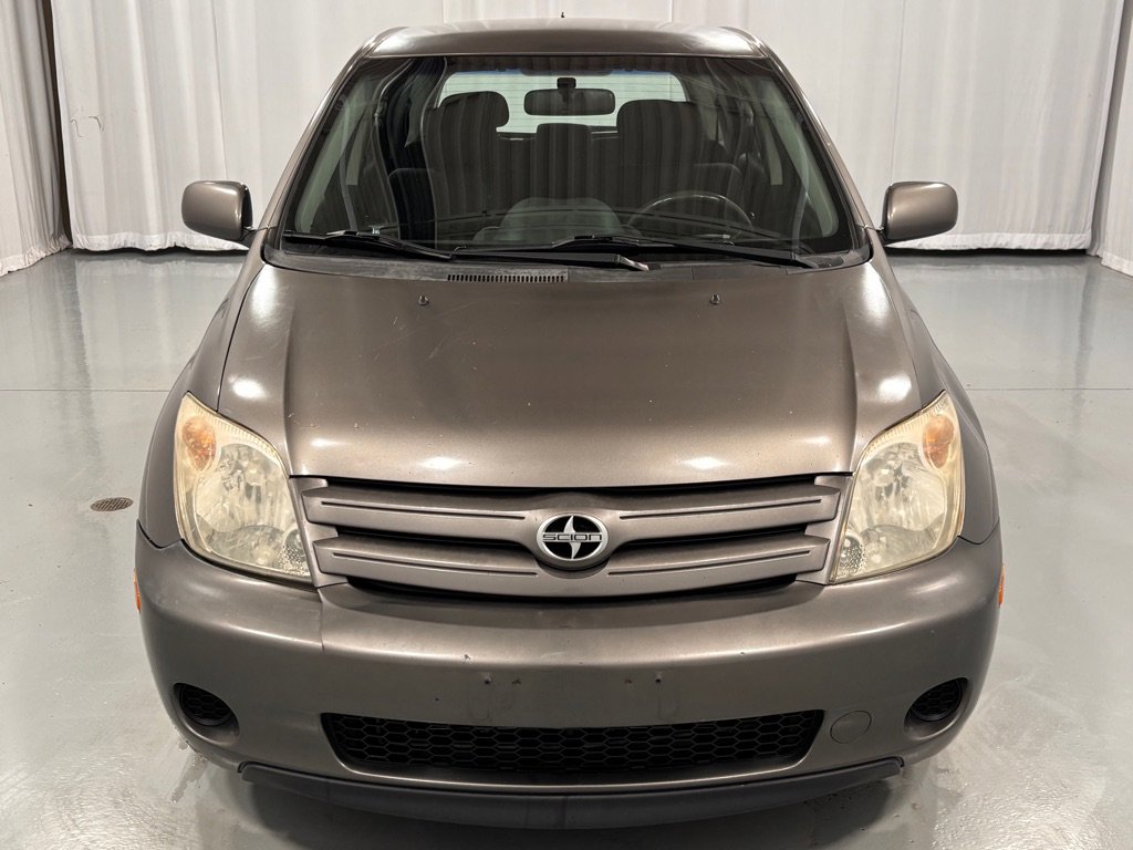 Used 2005 Scion xA image 2