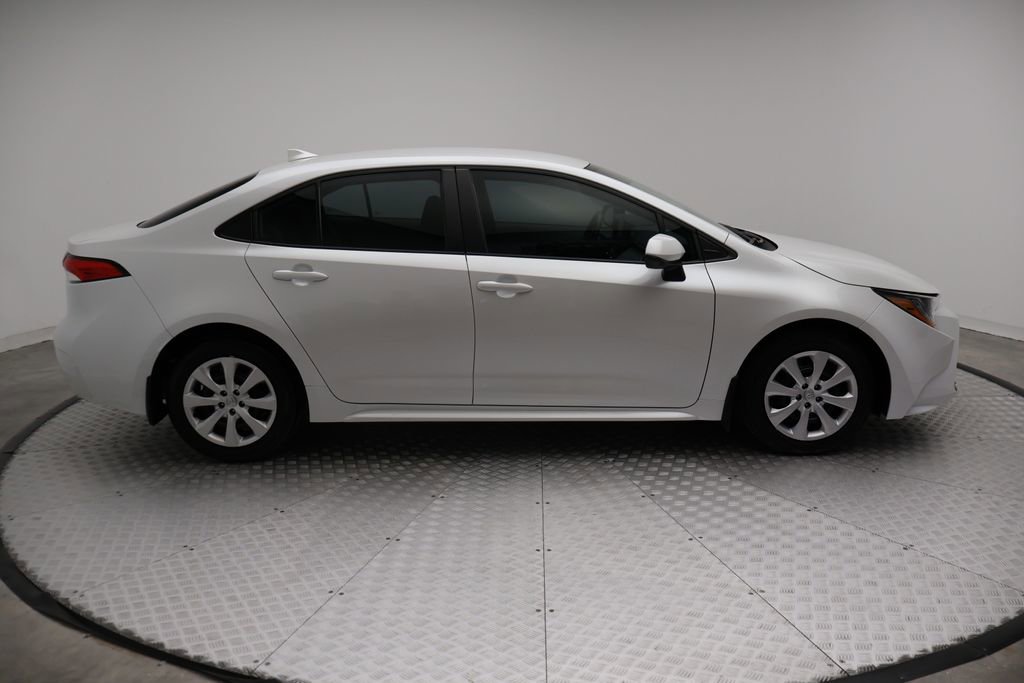 Certified 2025 Toyota Corolla LE FWD image 7