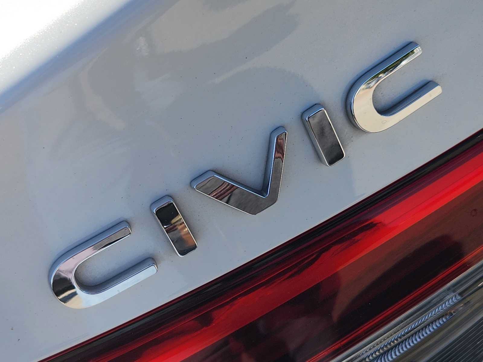 Used 2023 Honda Civic Sport image 11