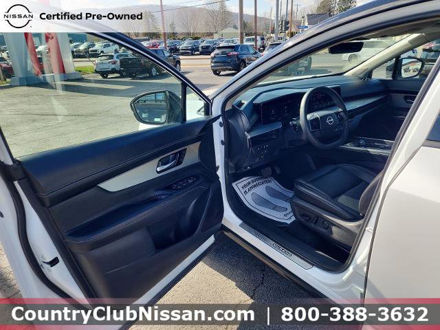 Certified 2025 Nissan Murano SL image 10