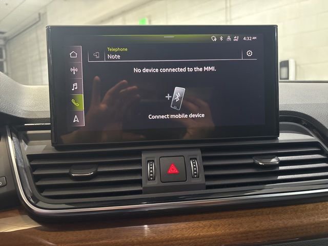 Used 2023 Audi Q5 2.0T Premium w/ Convenience Package image 23