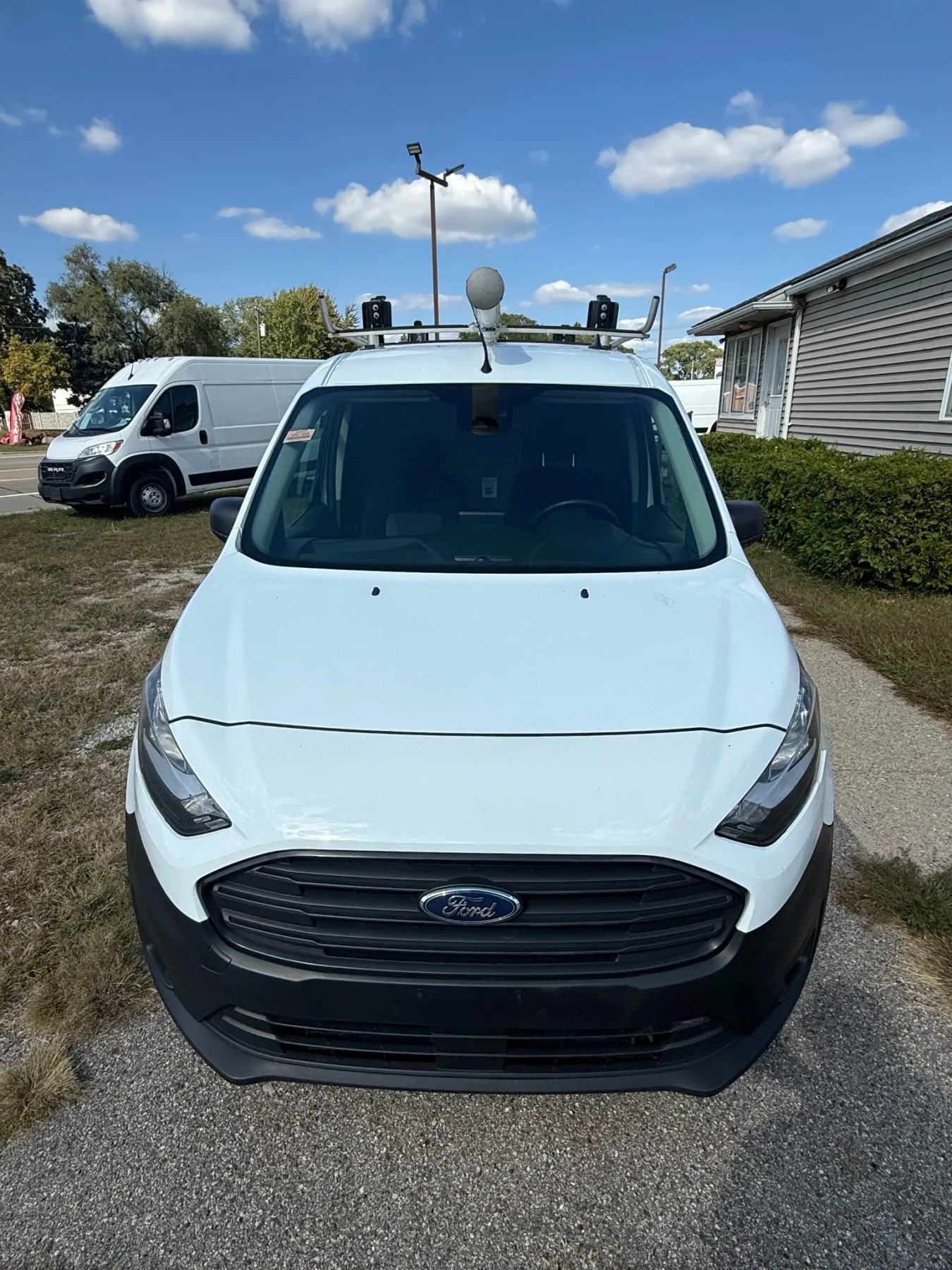 Used 2020 Ford Transit Connect XL image 2