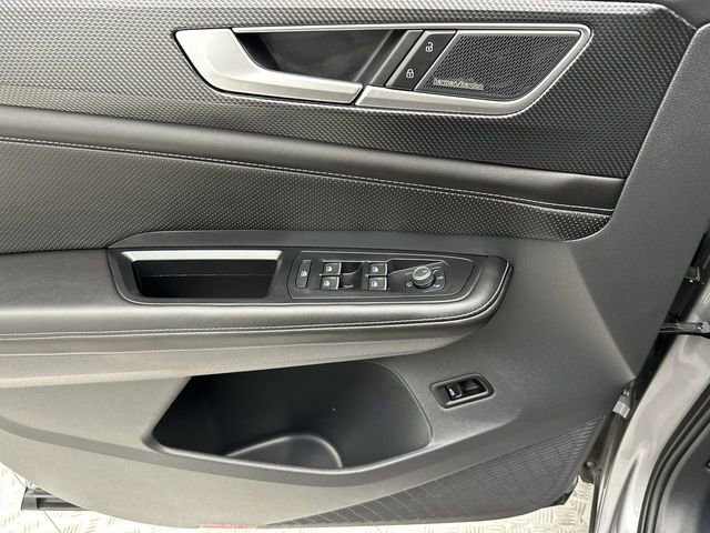 Certified 2024 Volkswagen Atlas Cross Sport SEL Premium R-Line AWD/4WD image 16