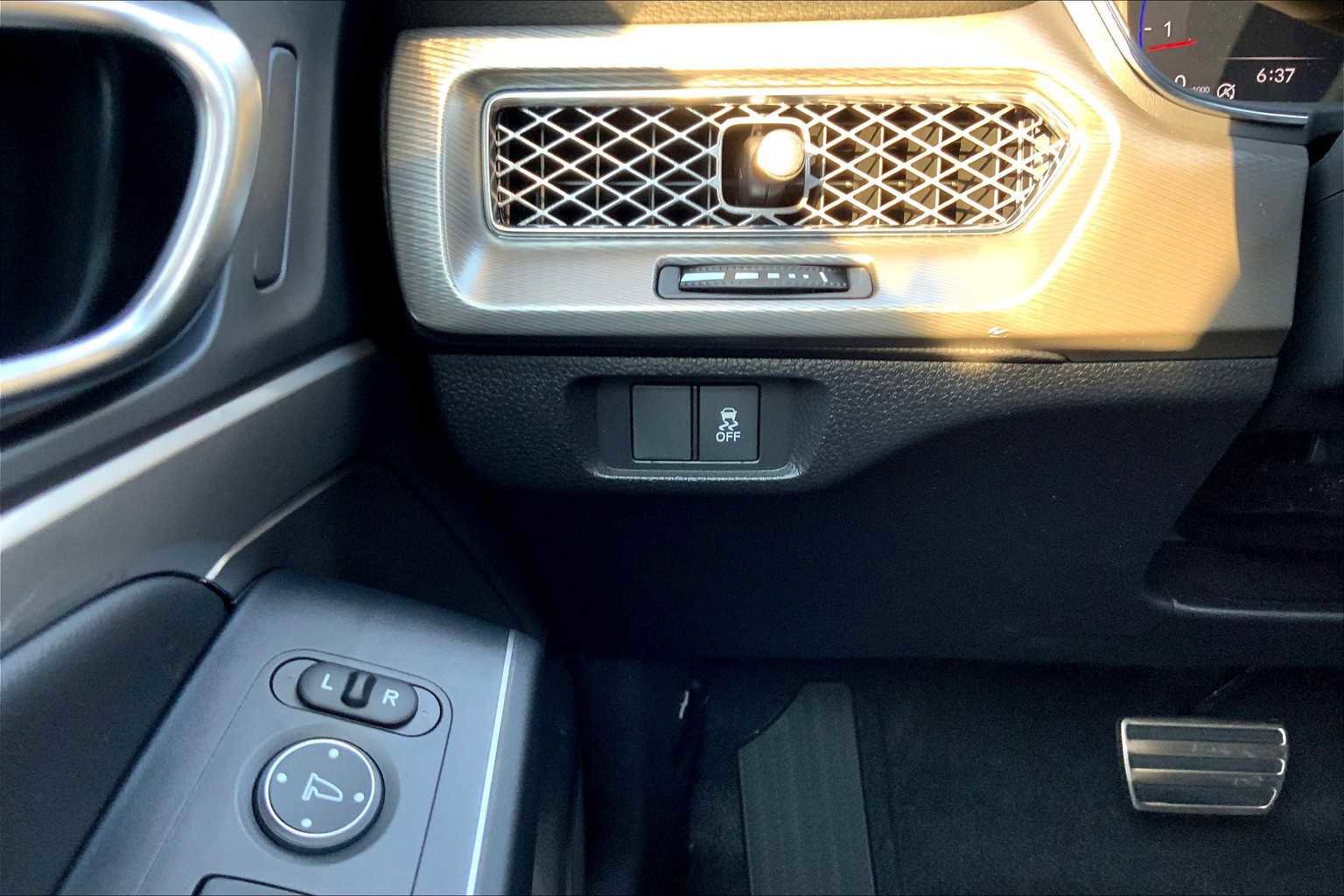 Used 2026 Acura Integra A-Spec FWD image 14