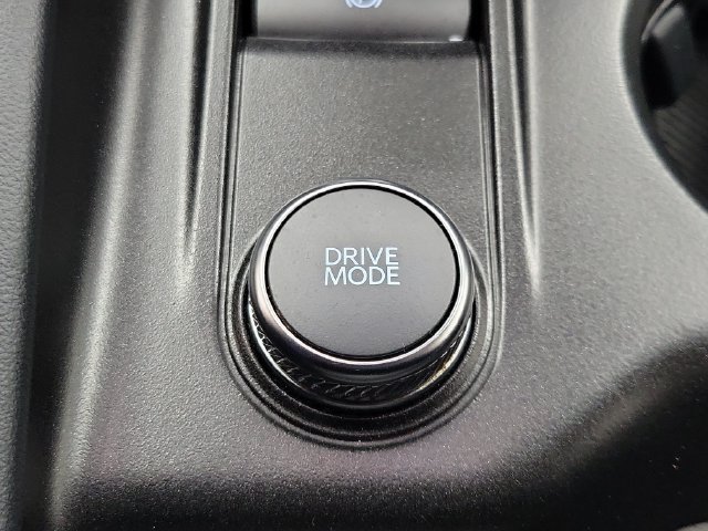 Used 2025 Ford Explorer ST-Line w/ ST-Line Street Pack AWD/4WD image 33
