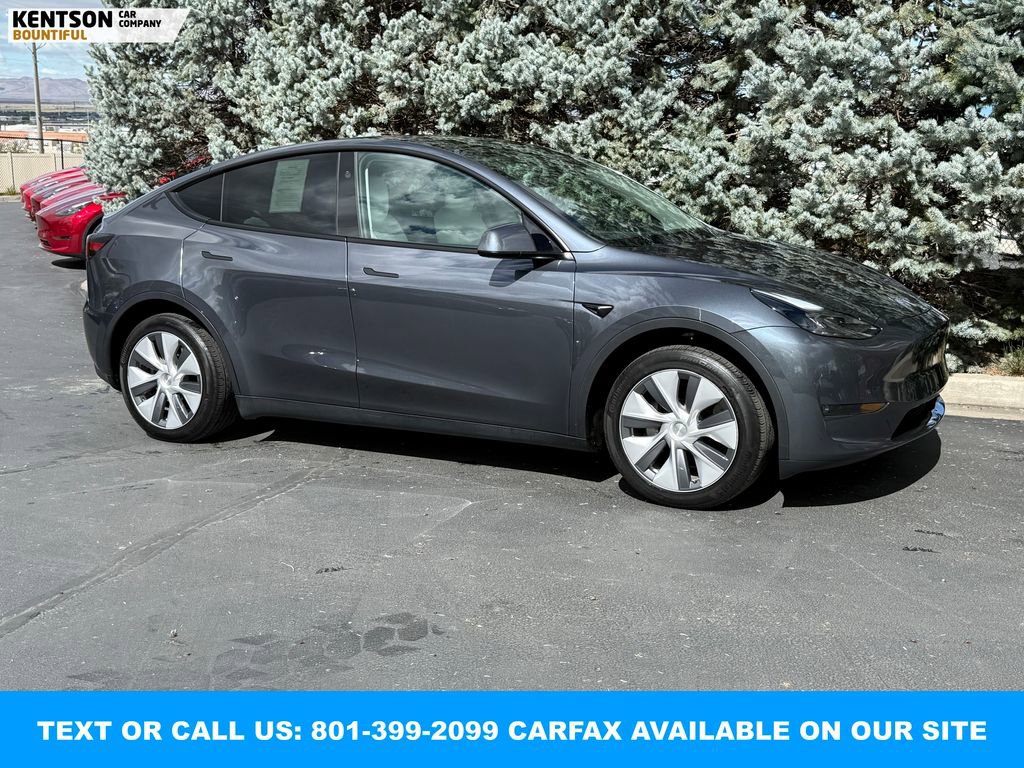 Used 2023 Tesla Model Y Long Range image 12