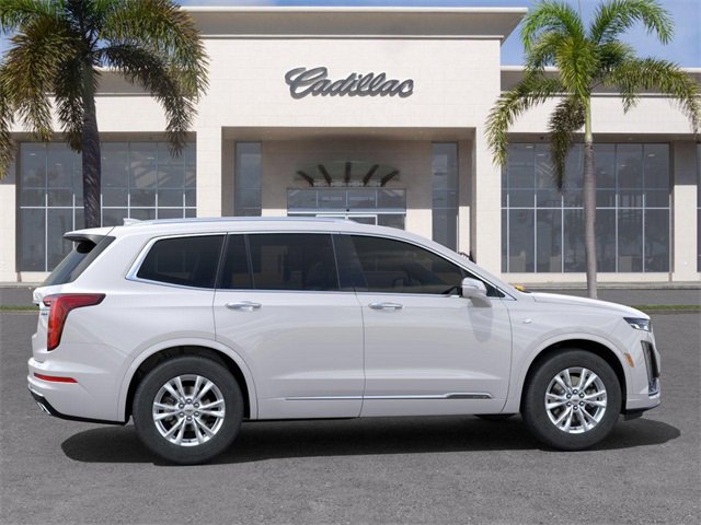 New 2025 Cadillac XT6 Luxury image 5