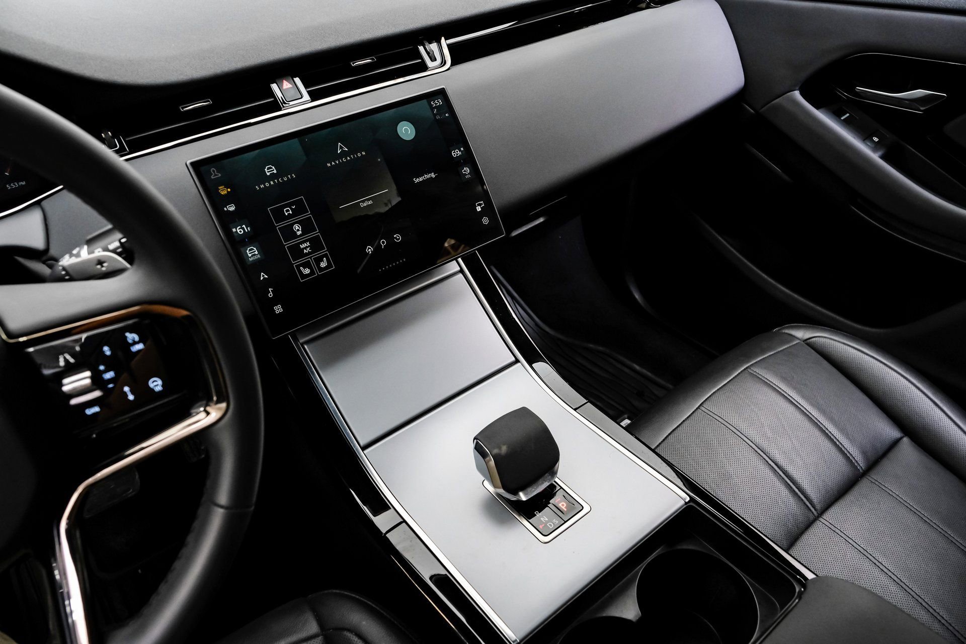 Used 2024 Land Rover Range Rover Evoque S image 27