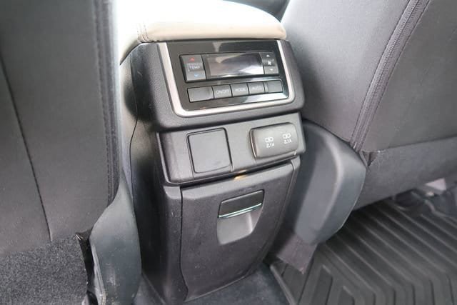 Certified 2021 Subaru Ascent Premium w/ Convenience Package AWD/4WD image 31
