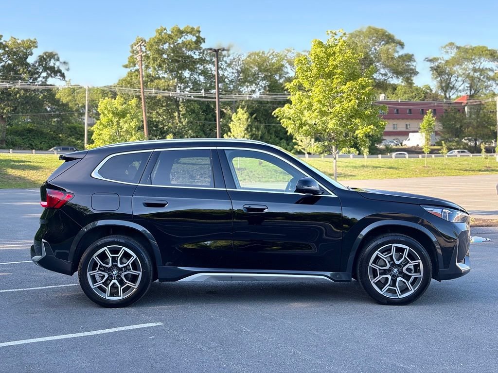 Certified 2025 BMW X1 xDrive28i w/ Technology Package AWD/4WD image 9