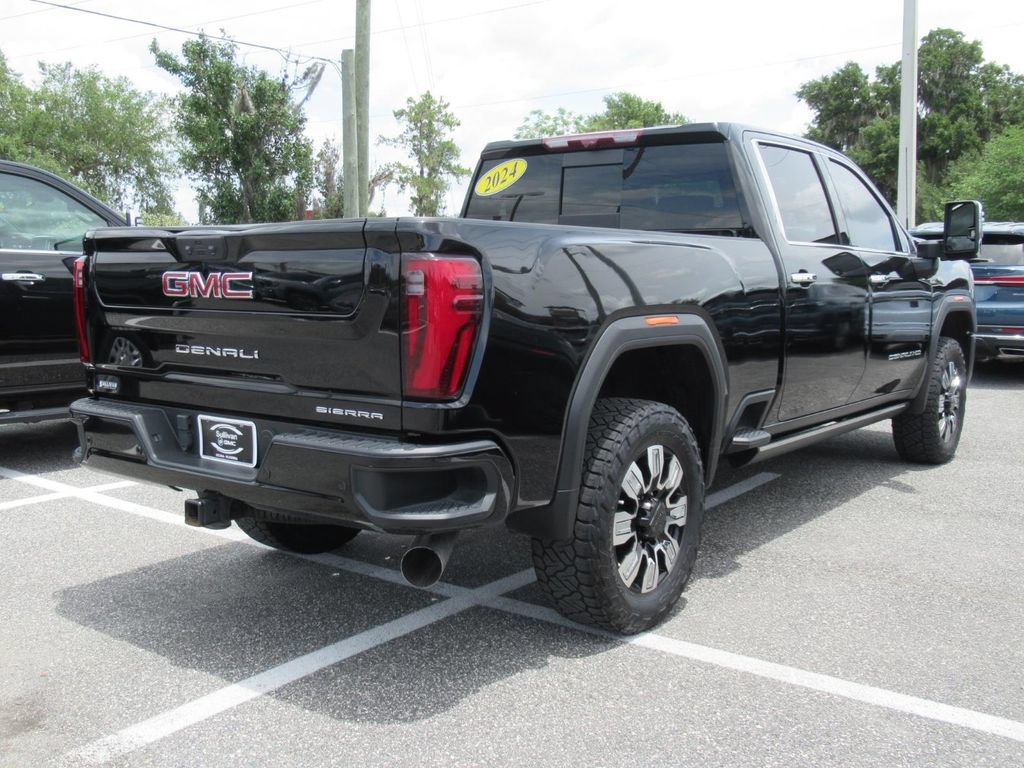 Used 2024 GMC Sierra 2500 Denali w/ Denali Reserve Package AWD/4WD image 7