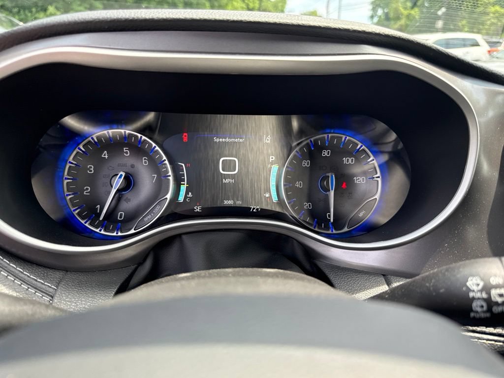 New 2026 Chrysler Pacifica Select AWD/4WD image 30