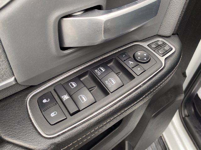 Used 2023 RAM 3500 Big Horn w/ Level 1 Equipment Group AWD/4WD image 17